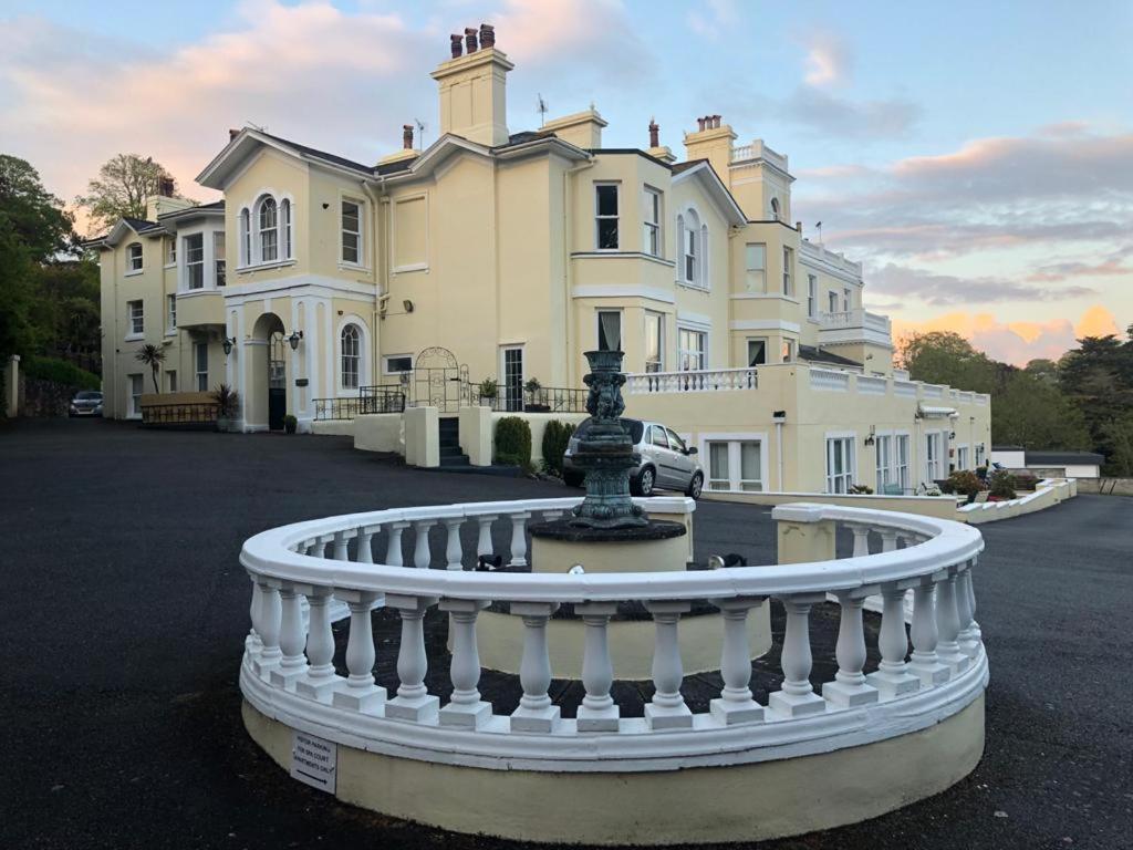 5 Spa Court, Boutique Holiday Apartment In Torquay Торки Екстериор снимка
